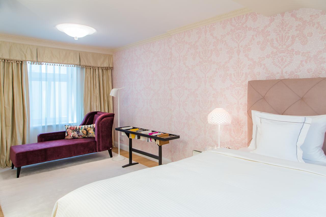 Rubin Luxury Apartments (Adults Only) การ์โลวีวารี ภายนอก รูปภาพ